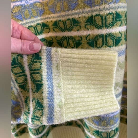 Style&Co Monaco Shamrock Lime Green Long Sleeve Turtleneck Sweater NWT - Picture 7 of 10